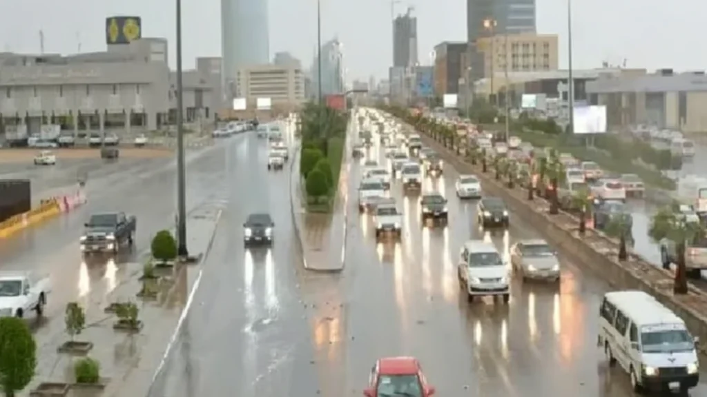 مصر تستعد لأمطار خفيفة ورياح عاصفة يوم السبت