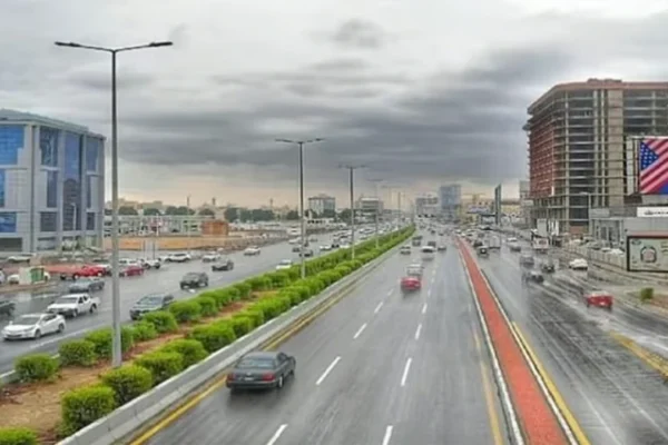 الطقس اليوم في الصفا، جدة- يوم مشمس مع نسيم منعش